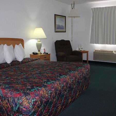 Americas Best Value Inn Grand Forks Luaran gambar