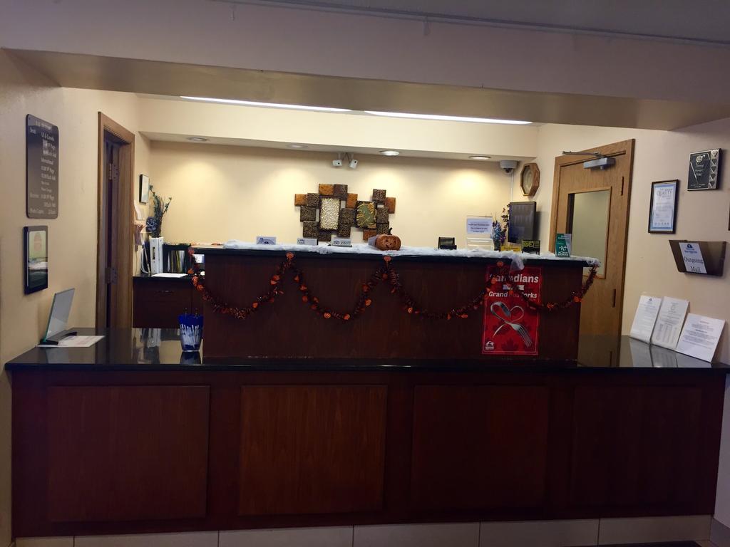 Americas Best Value Inn Grand Forks Luaran gambar