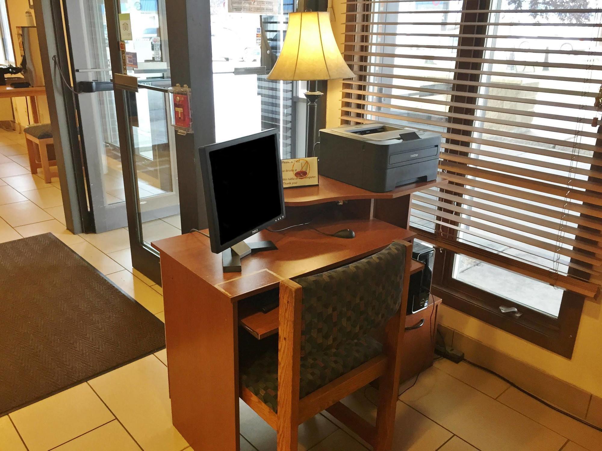 Americas Best Value Inn Grand Forks Luaran gambar