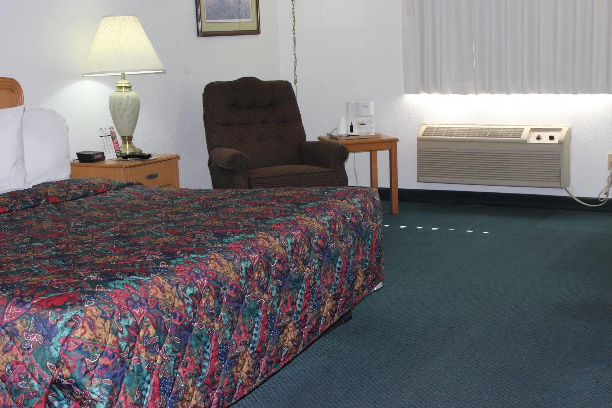Americas Best Value Inn Grand Forks Luaran gambar