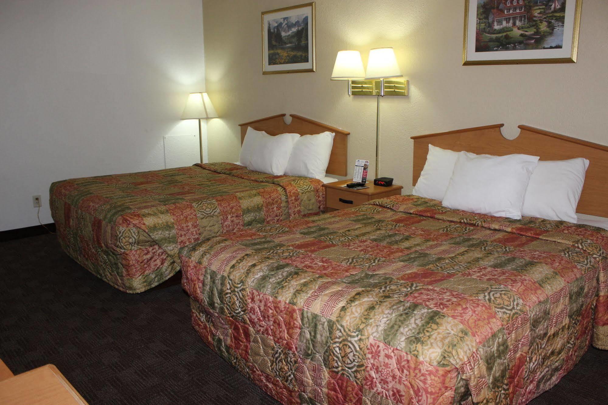 Americas Best Value Inn Grand Forks Luaran gambar