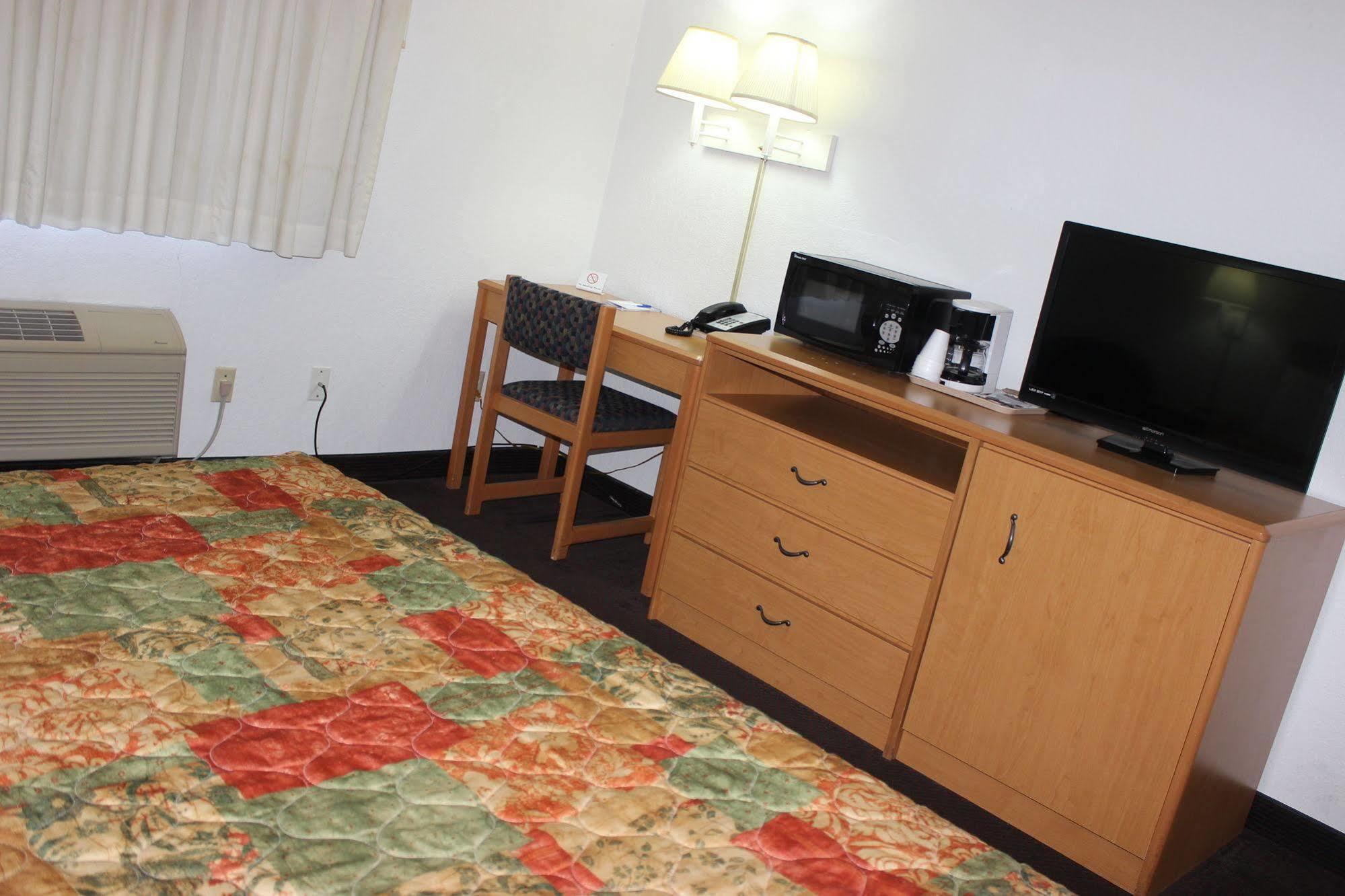 Americas Best Value Inn Grand Forks Luaran gambar