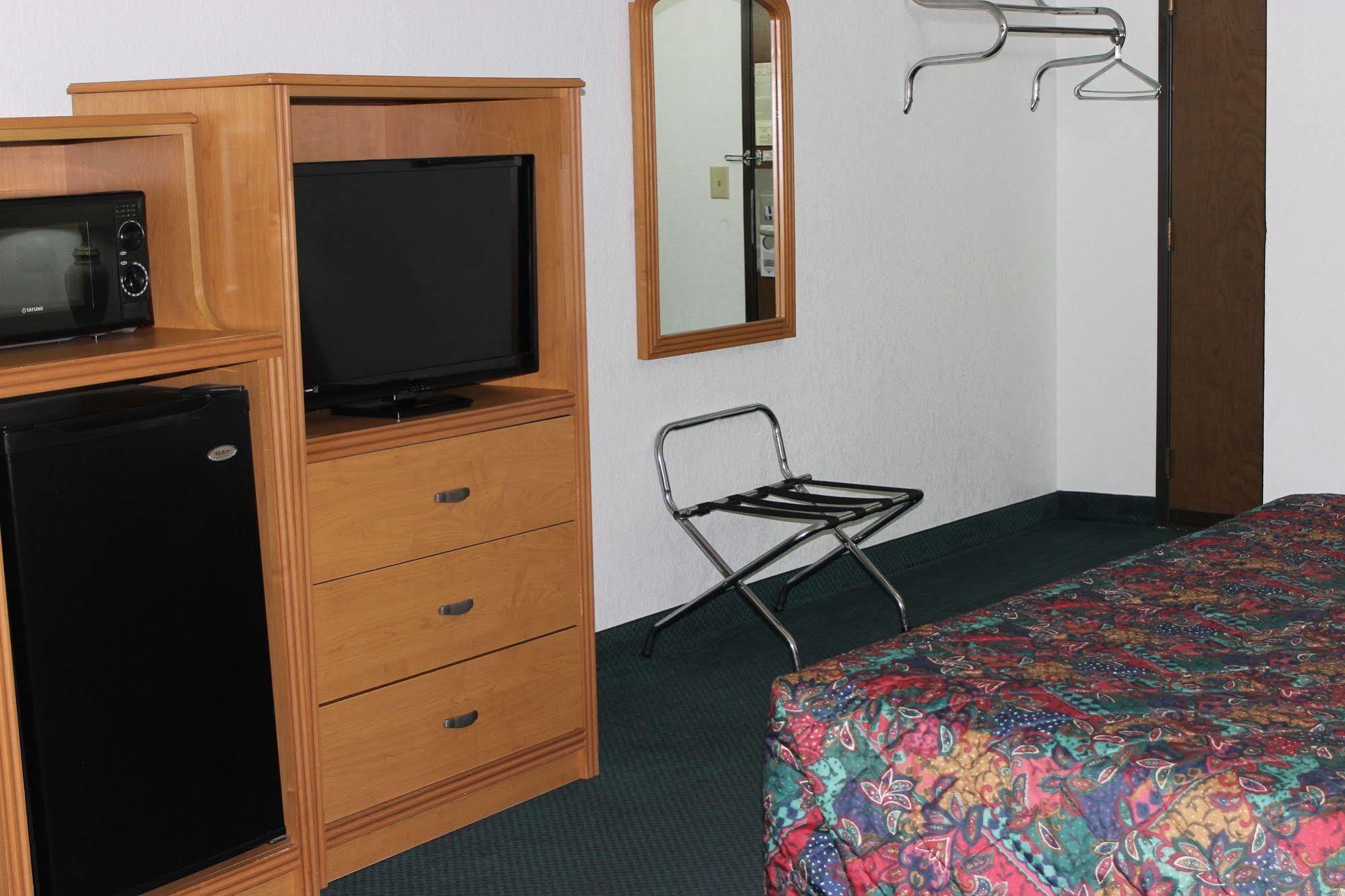 Americas Best Value Inn Grand Forks Luaran gambar